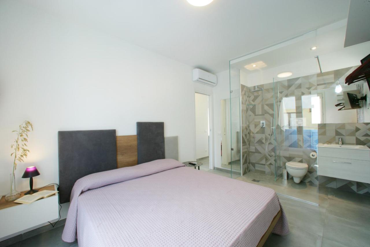 Itaca E Medea - Appartamenti Con Idromassaggio In Terrazza ซานวิโต โลคาโป ภายนอก รูปภาพ